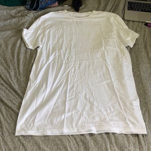 Men’s white t-shirt